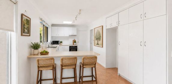 3 bedroom home in Wahroonga - Photo 2