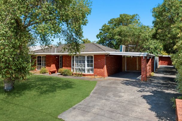 Thinking of selling? Contact our agent - Photo 1