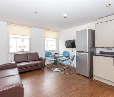 5 bedroom apartment to rent - Photo 2