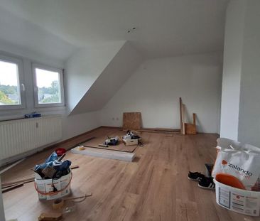 Schöne 2-Zimmer-DG-Wohnung in Sankt Ingbert, Hassel - Photo 5