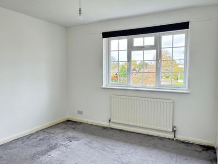 4 bedroom detached house to rent - Photo 5