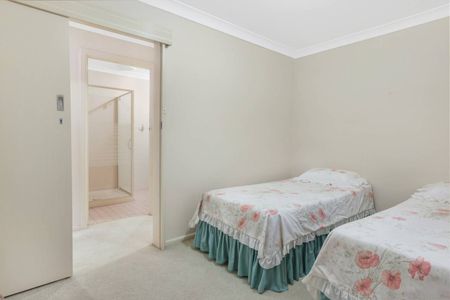 THREE BEDROOM HOME EAST TAMWORTH - Photo 4