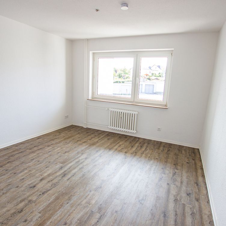 Helle Etagenwohnung im Grünen zu vermieten! - Photo 1