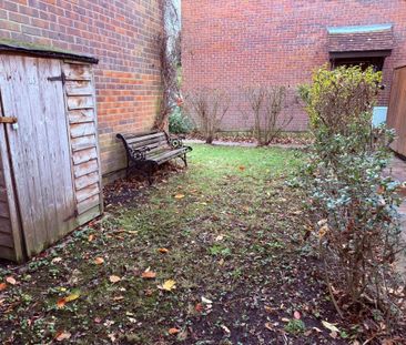 1 bedroom terraced house to rent - Photo 2