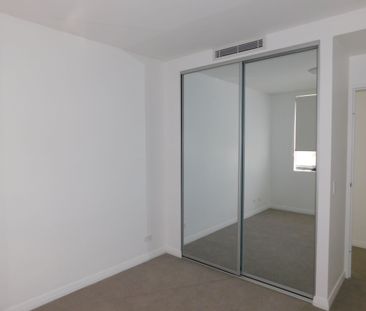 Located in the Heart of Wetherill Park - Photo 5