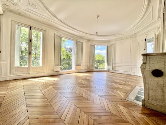 Paris VIIème Solférino, 6 pièces 180,33m² - Photo 1