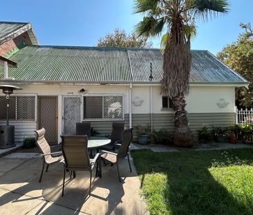 UNIQUE ONE BEDROOM UNIT - Photo 3