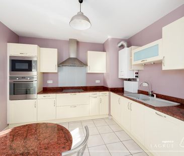 Location Appartement 3 pièces 71m² VICHY 03200 - Photo 1