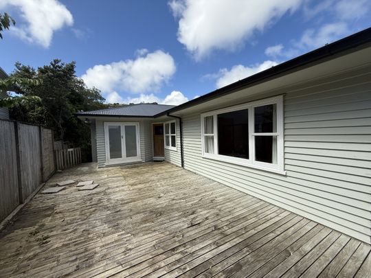 136 Broderick Street, Johnsonville - Photo 1