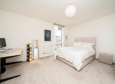 Durham Wharf Drive Brentford, TW8 - Photo 4