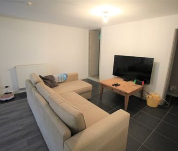 Woning met twee slaapkamers en terras - Photo 1