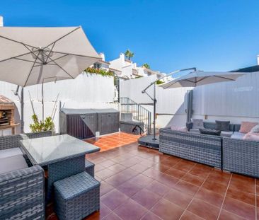 Alquiler de chalet adosado en Calle Monte Biarritz s/n - Photo 3