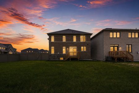 For Lease - 2 Hawthorns Gardens, Adjala-Tosorontio, Ontario - Photo 3