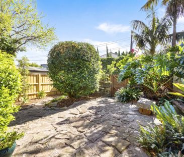 Federation Charm With Family Appeal By Centennial Park - Photo 3