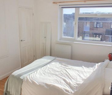 2 bedroom maisonette to rent - Photo 3