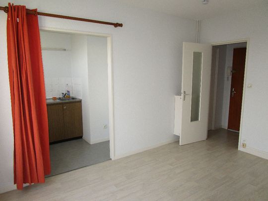 Location Appartement 1 pièce 23m² RENNES 35700 - Photo 1