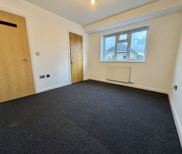 Columbia Road, Ensbury Park, Bournemouth - Photo 1