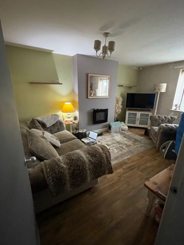 3 Bed Maisonette, Darley House, M5 - Photo 2