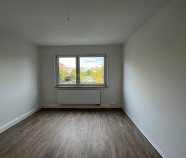 Gemütliche 2-Raum-Wohnung mit Dusche u. Balkon sucht neuen Mieter - Photo 2