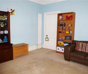 5 bedroom semi-detached house to rent - Photo 3