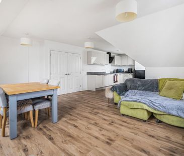 3 bedroom penthouse to rent - Photo 4