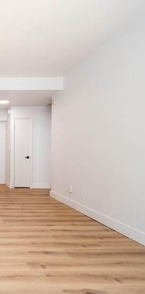 1 MOIS GRATUIT - 3 1/2 & 4 1/2 près de UdeM, HEC, Hopital Juif… appartement / logement à louer Montreal Côte-des-Neiges - Photo 1
