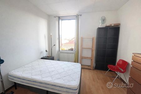 Stanza singola in Via Ruggero Bonghi 17 - Photo 4