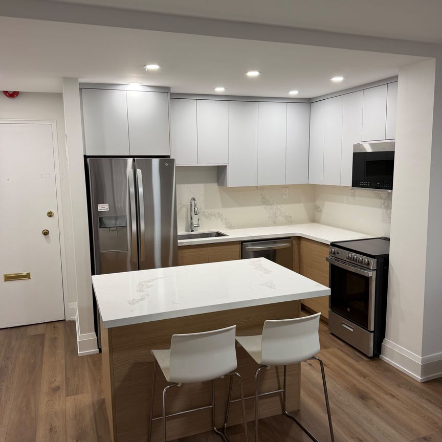 For Lease - 60 Montclair Avenue Unit# 404, Toronto, Ontario - Photo 1