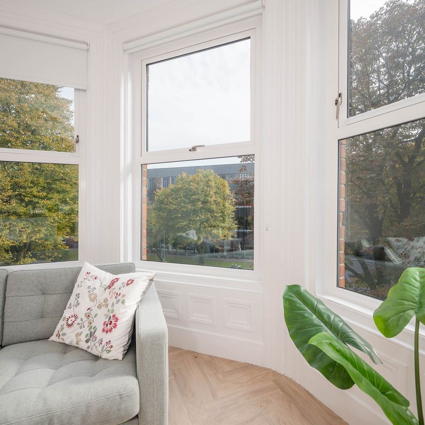 Apt 6, 15 Malone Road, Belfast, BT9 6RT - Photo 1