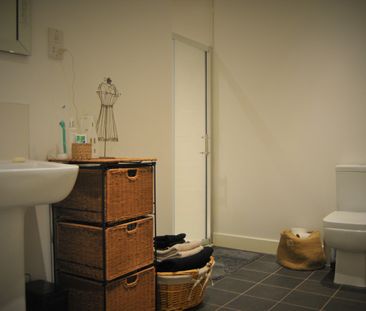 1 Bed Flat, Elms Road, LE2 - Photo 2