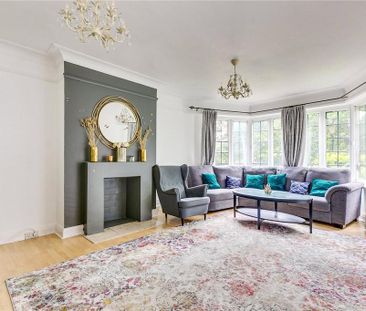 3 bedroom flat to rent - Photo 1