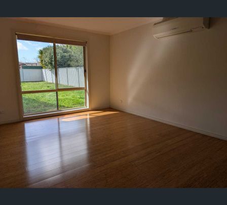 12 Attwod Court, Shepparton, Vic 3630 - Photo 1