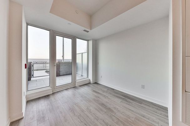 For Lease - 220 Missinnihe Way Unit# 112, Mississauga, Ontario - Photo 1