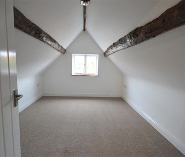 2 bed apartment to rent in 13-15 Drapers Lane, Leominster - Photo 1