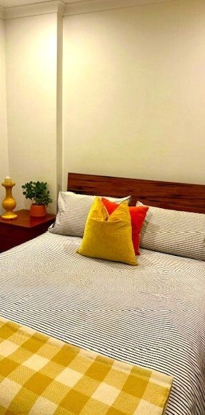 West Perth - Photo 2