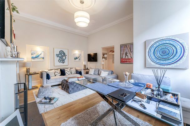 Stunning Two Bedroom Apartment with Access to Award Winning Gardens - Photo 1