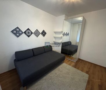 Kiadó felújított lakás - Székesfehérvár - Photo 2
