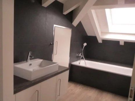 Magnifique appartement de 3.5 pièces dans les combles - Photo 1