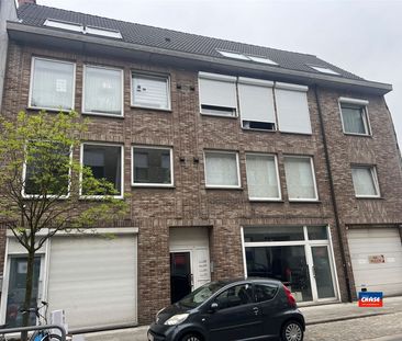 Ruim appartement met 1 slaapkamer en terras - € 750 - Foto 1