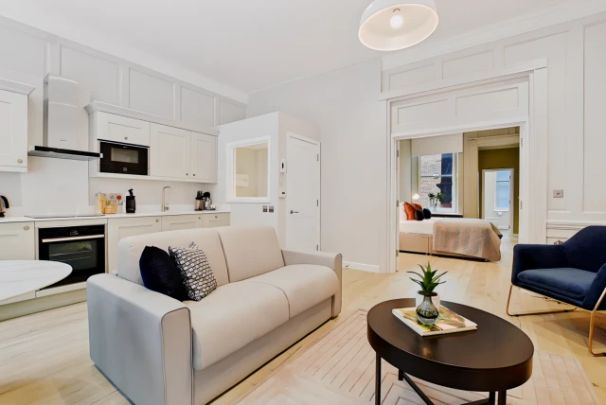 1 Bedroom Apartment - Photo 1