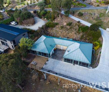 2/152 Blackstone Road - Photo 2
