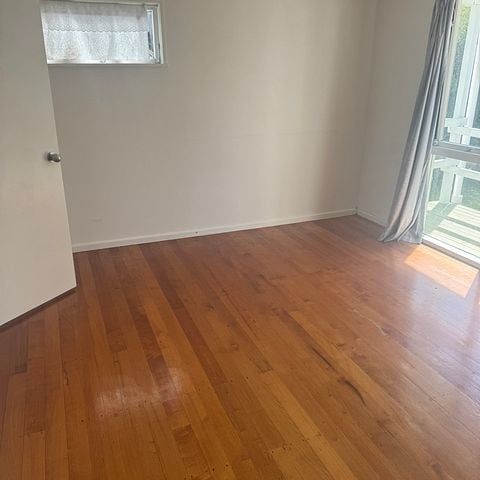Charming 1BR Flat w/ Deck & Garden! - Photo 1