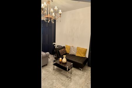 Studio Flat, West Cromwell Road, SW5 - Photo 2