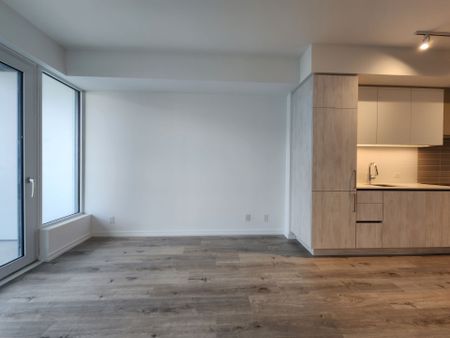 For Lease - 7890 Jane Street Unit# 3810, Vaughan, Ontario - Photo 3