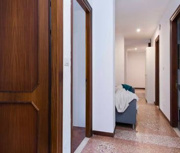 Viale Giovanni Vicini, Bologna, Emilia-Romagna 40134 - Photo 1