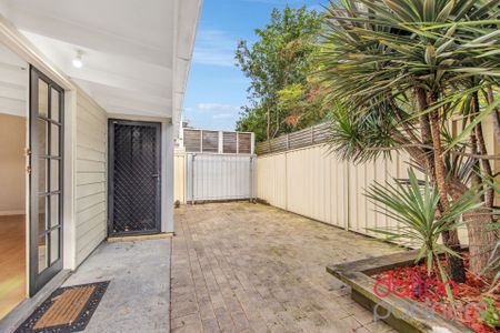 Stylish Carrington Cottage! - Photo 2