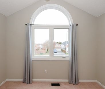 For Lease - 1035 Beatrice Street Unit# Upper, Oshawa, Ontario - Photo 5