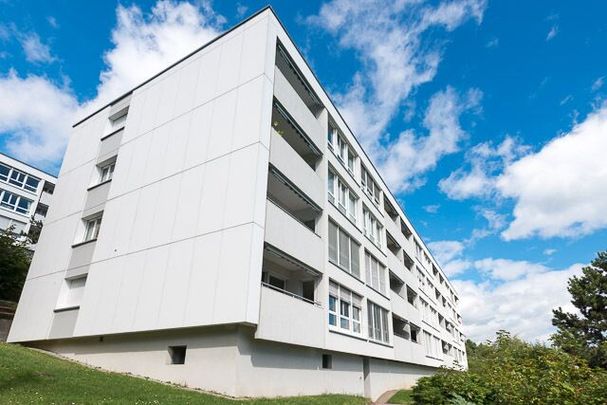 Dans un quartier calme - Photo 1