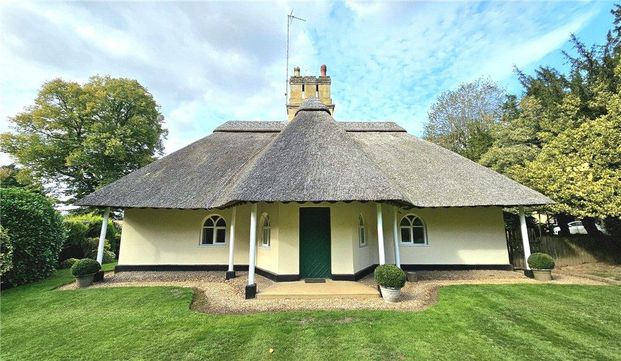 2 bedroom detached house to rent - Photo 1