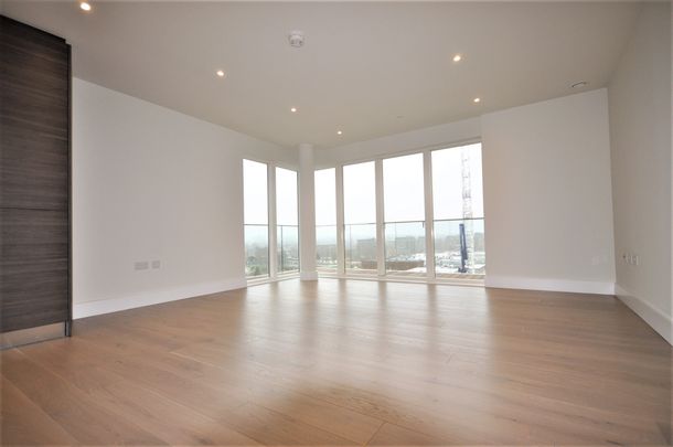 Pegler Square, Kidbrooke Village, London, SE3 9FW - Photo 1